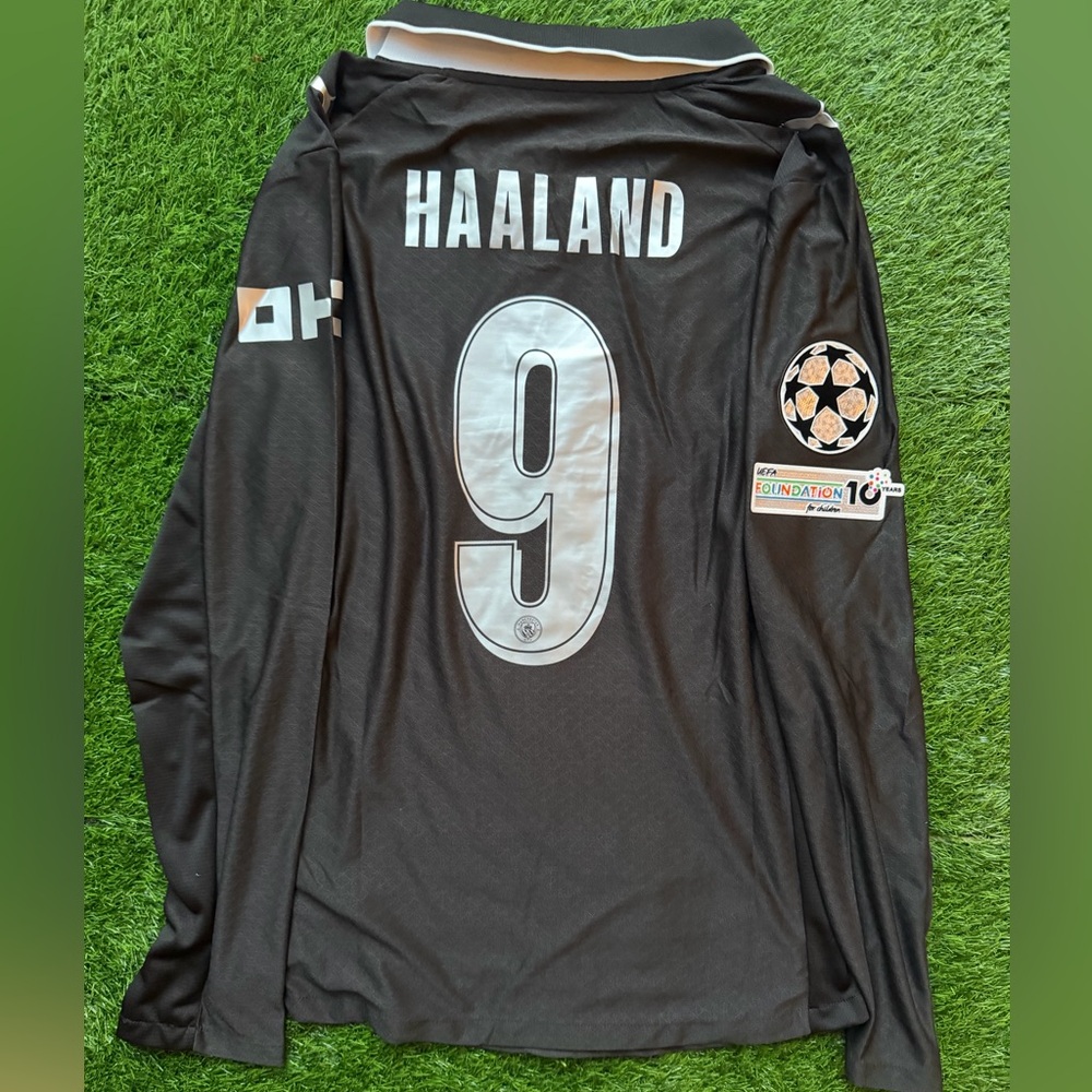 Haaland man city jersey